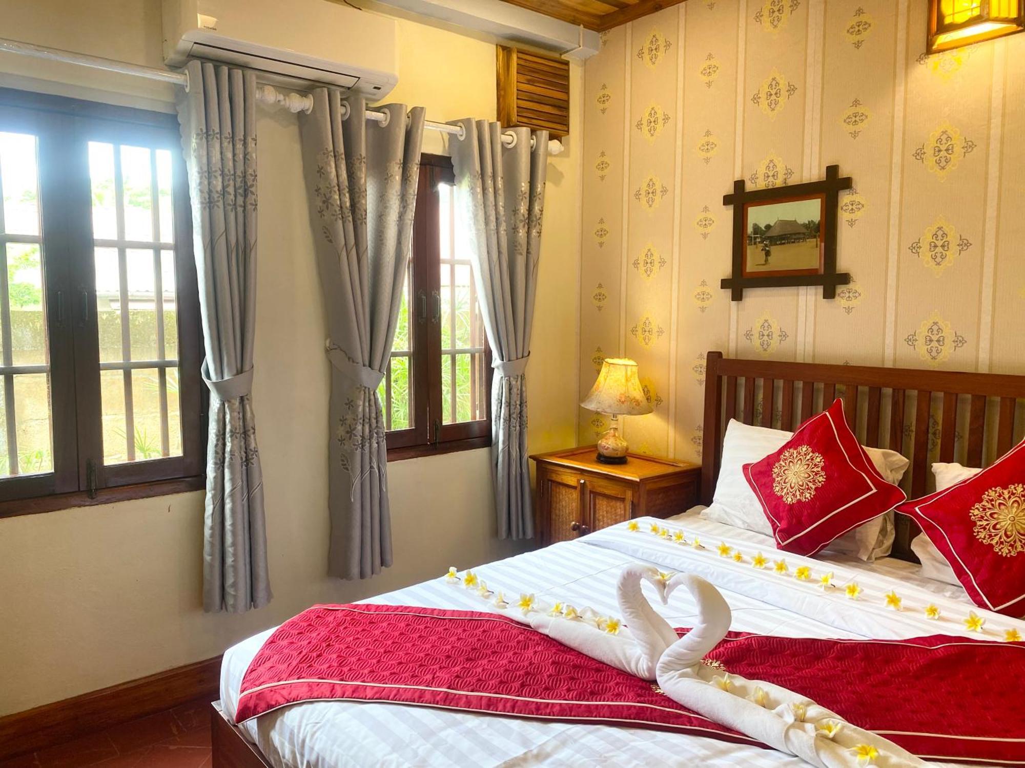 Golden Sun Boutique Hotel 루앙프라방 외부 사진