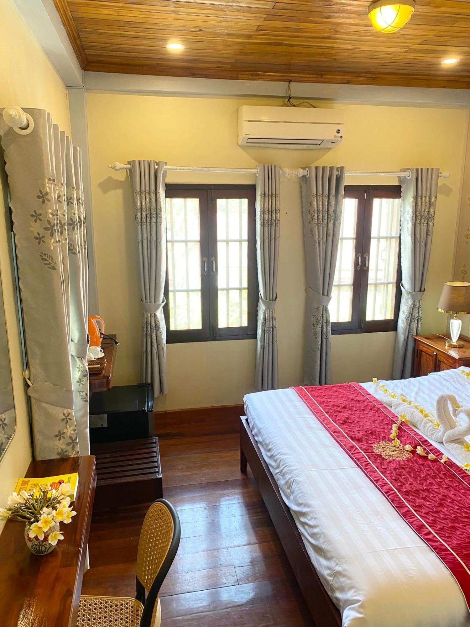 Golden Sun Boutique Hotel 루앙프라방 외부 사진