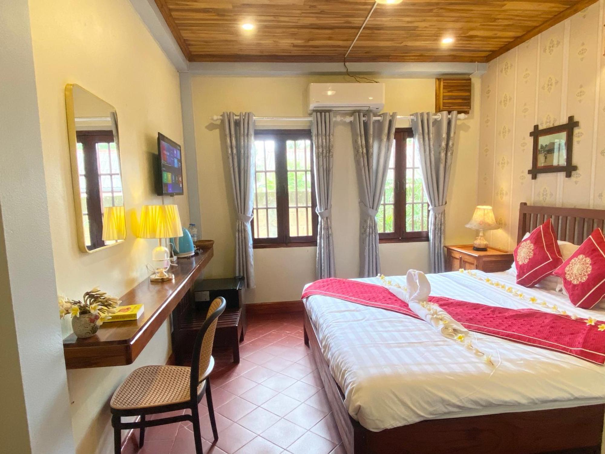 Golden Sun Boutique Hotel 루앙프라방 외부 사진