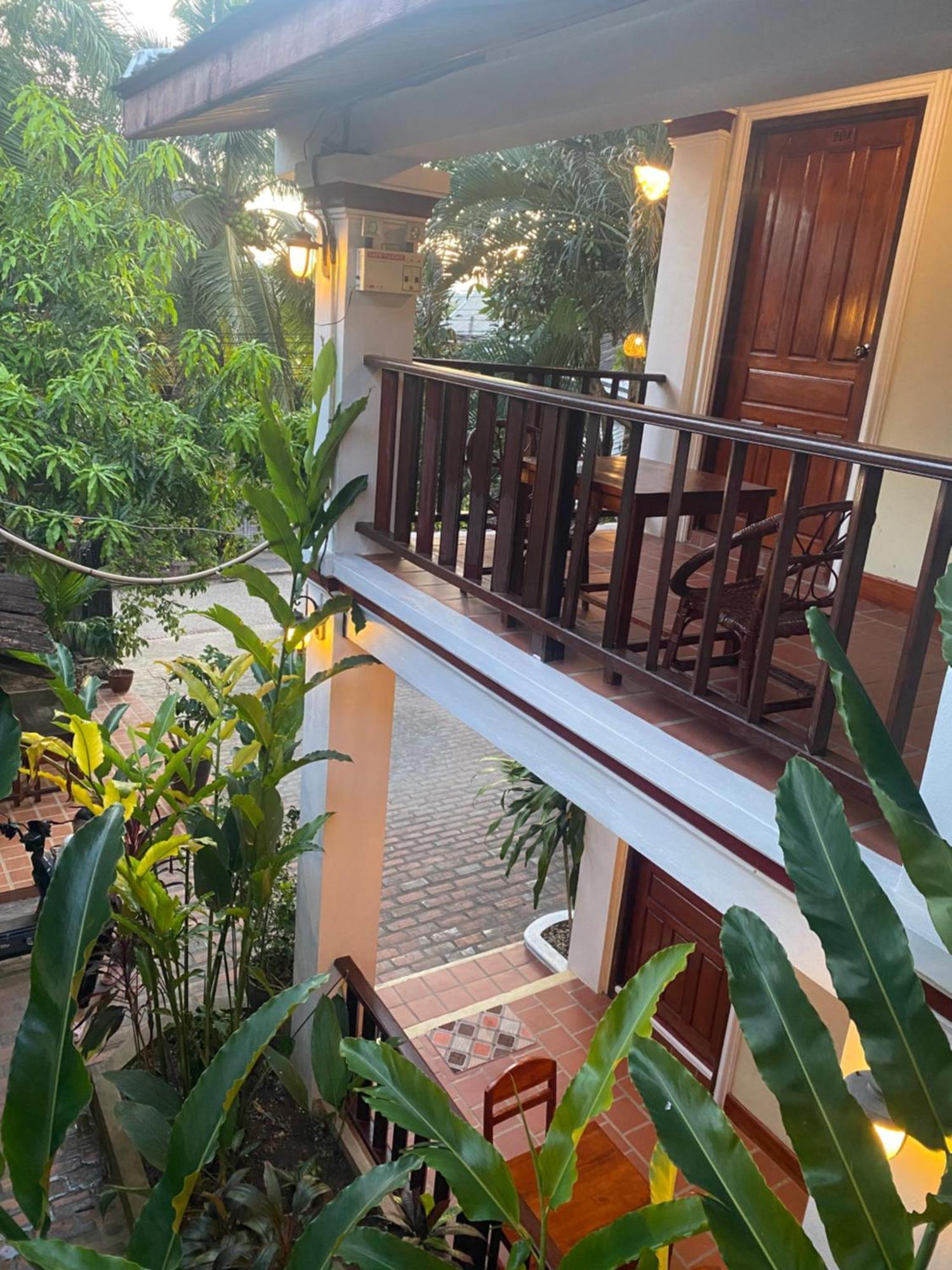 Golden Sun Boutique Hotel 루앙프라방 외부 사진